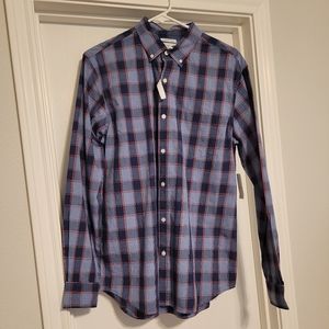 NWT Old Navy "The Classic Shirt" men's Medium button down shirt